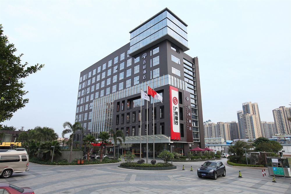 Cedar Hotel Yuzhu Екстер'єр фото